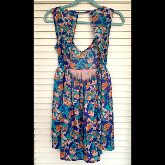 Backless Multicolor Mini Dress - Picture 2 of 2